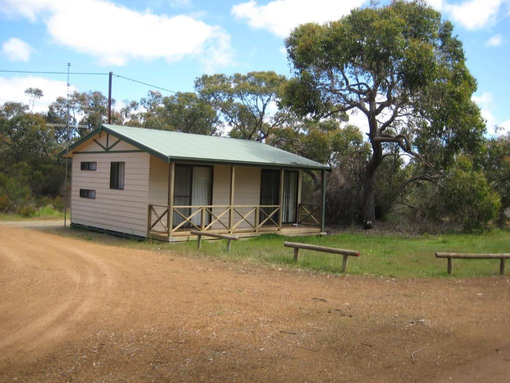 Parndana Hotel Cabins Kamer foto